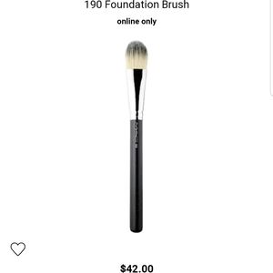 MAC brush #190